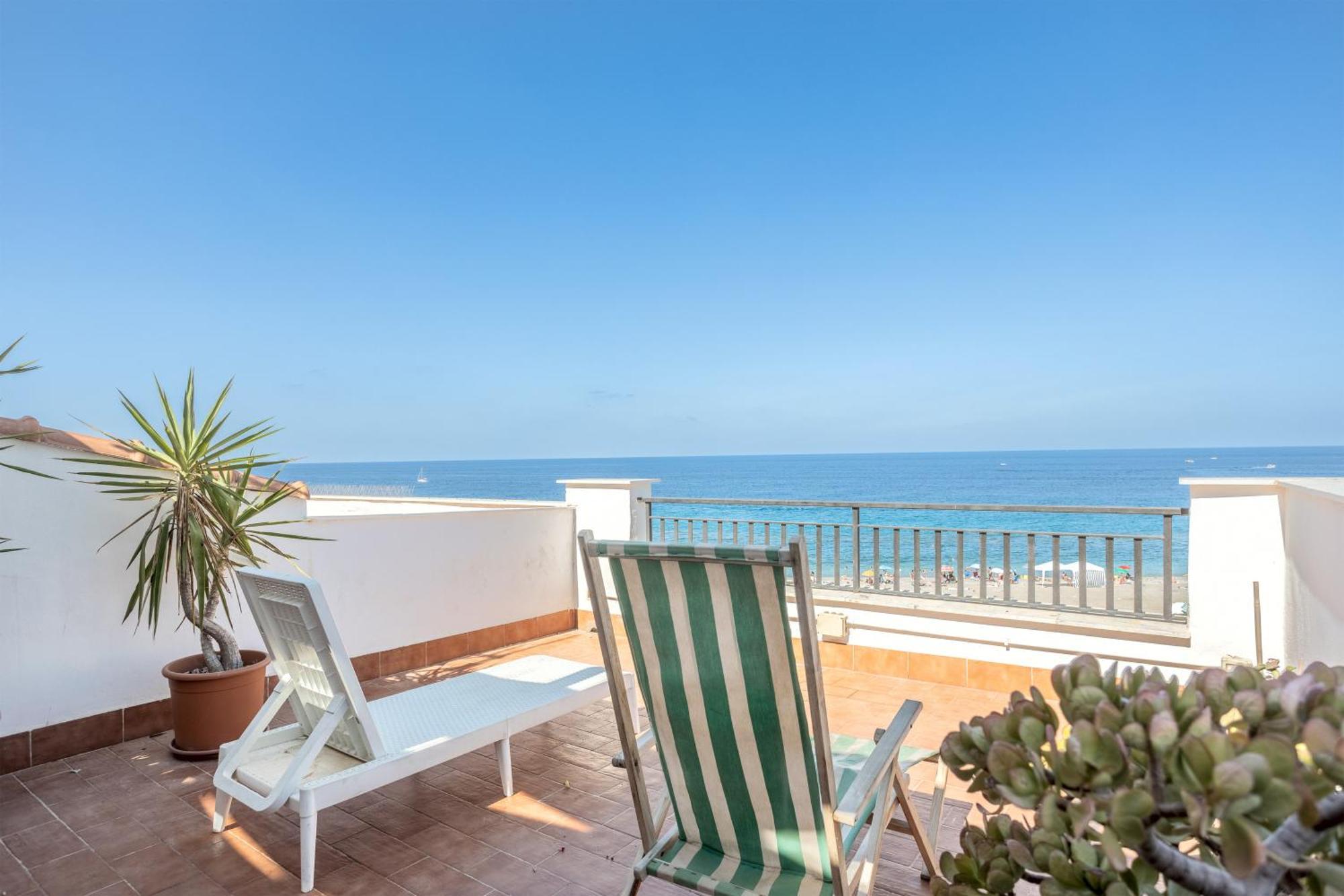 Finestra Sul Mare Holiday home *