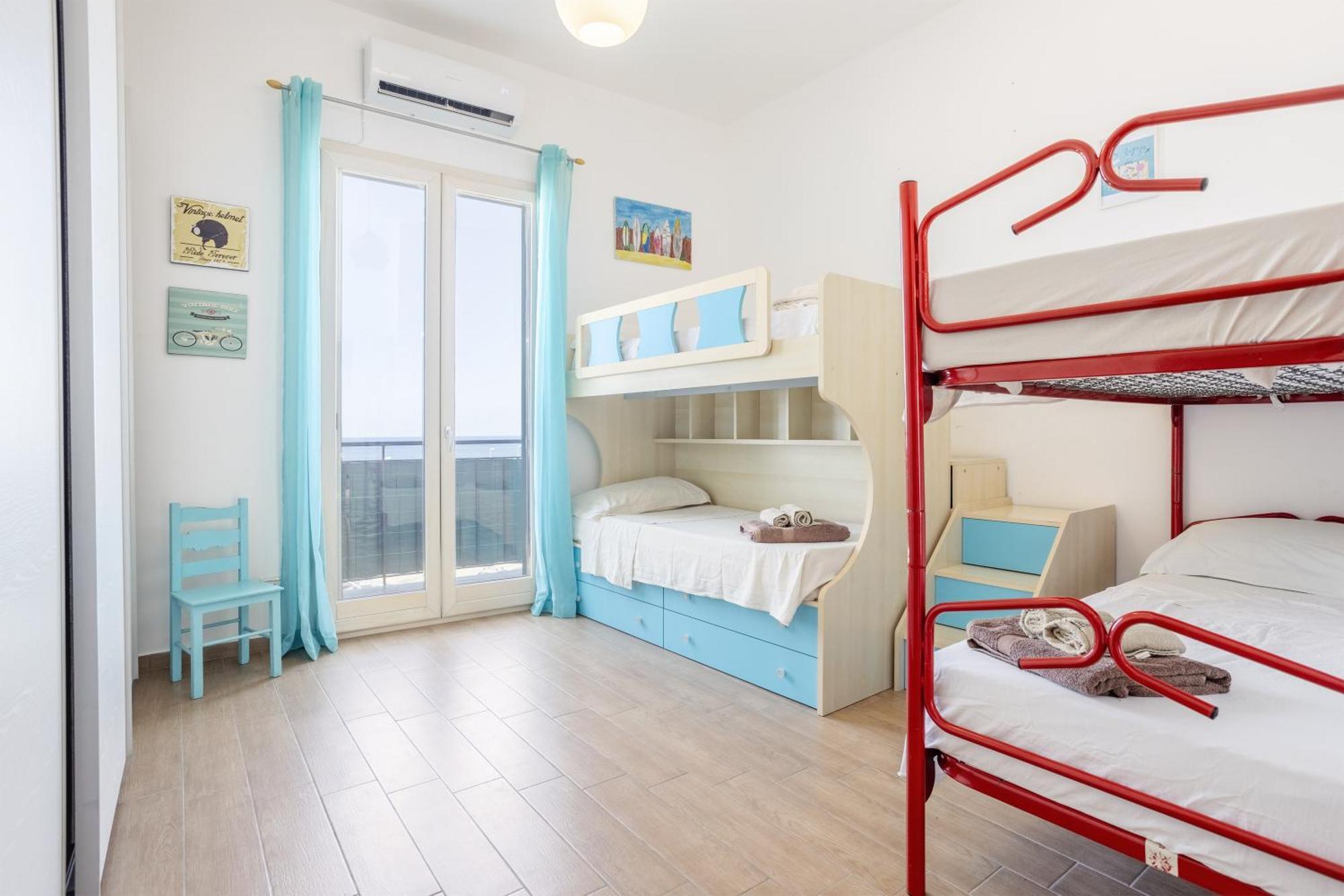 Finestra Sul Mare Holiday home *